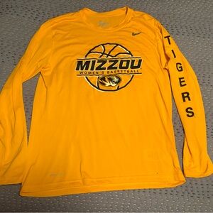 Nike Mizzou Basketball Yellow Long Sleeve Tee Athletic Cut